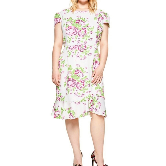 Betsey Johnson Dresses & Skirts - Betsey Johnson Plus Size Floral Bouquet Cocktail Dress